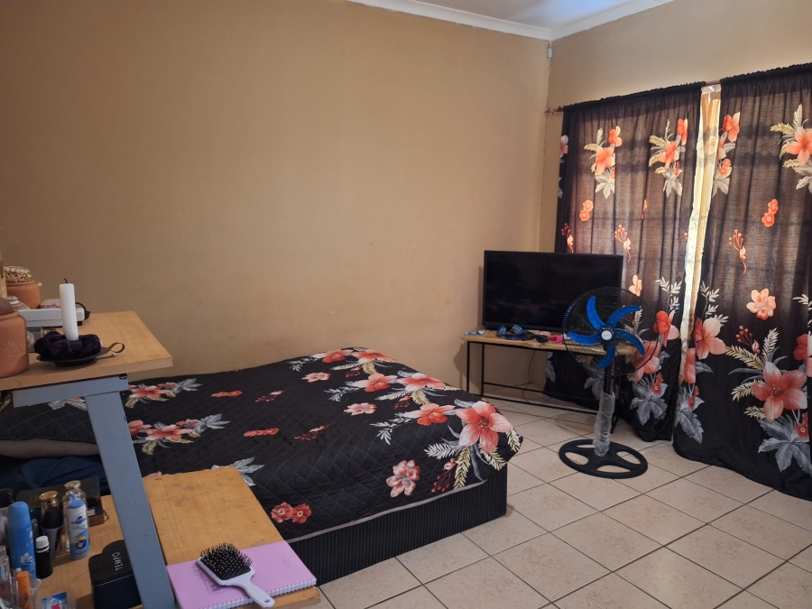 To Let 2 Bedroom Property for Rent in Mosel Eastern Cape